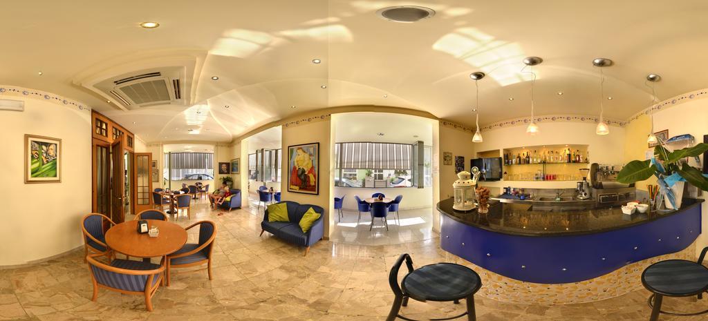 Hotel Ave Ріміні Екстер'єр фото