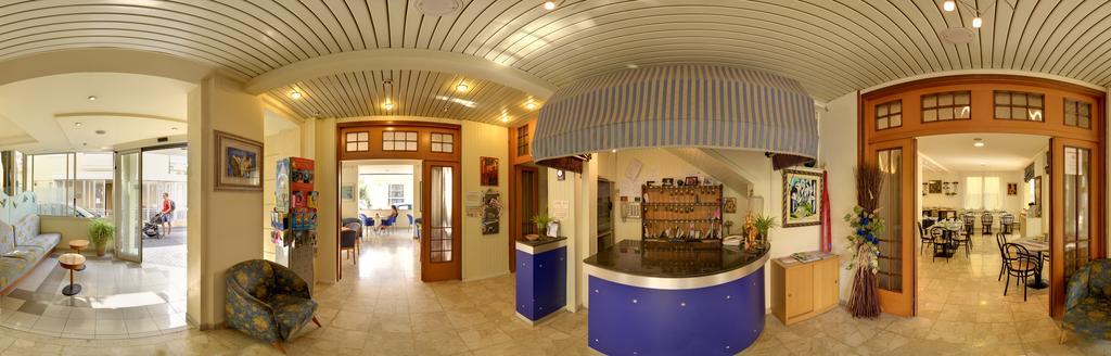 Hotel Ave Ріміні Екстер'єр фото