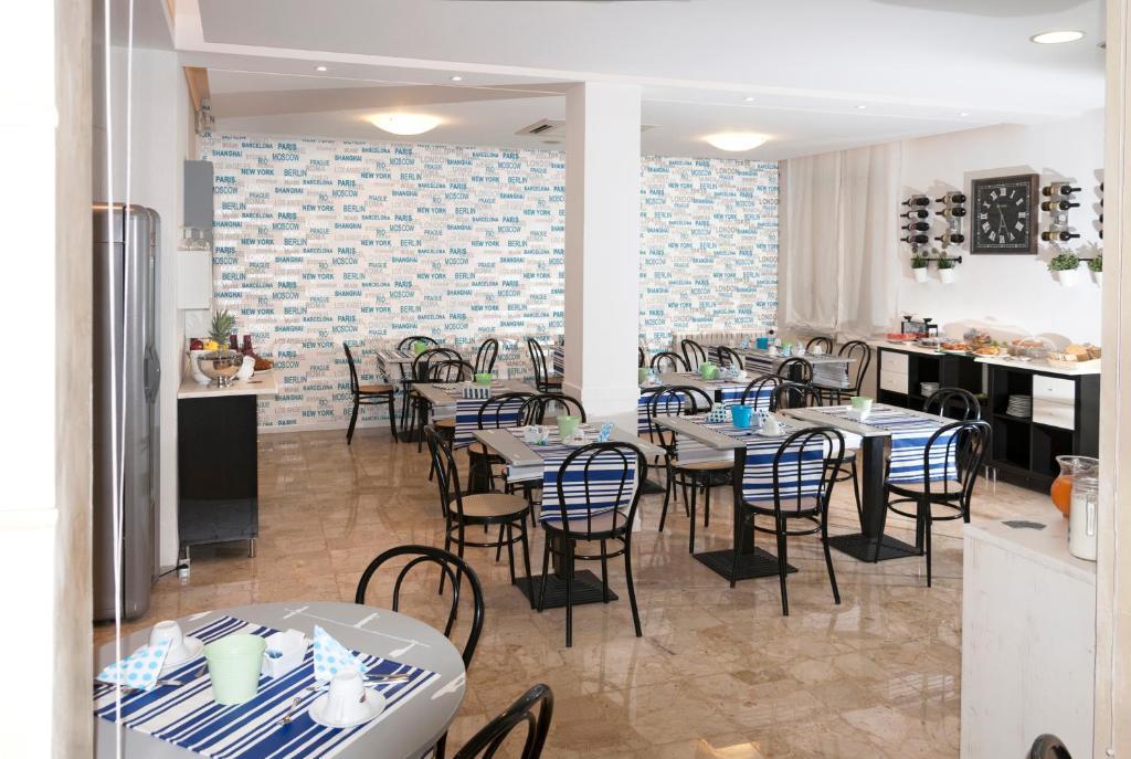 Hotel Ave Ріміні Екстер'єр фото